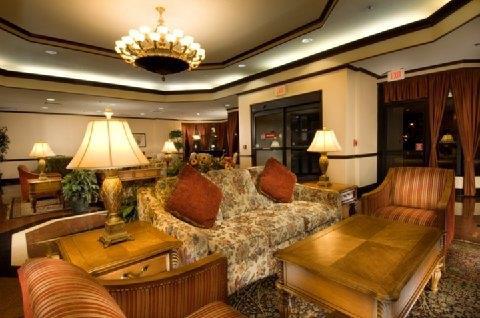 Drury Plaza Downtown Hotel