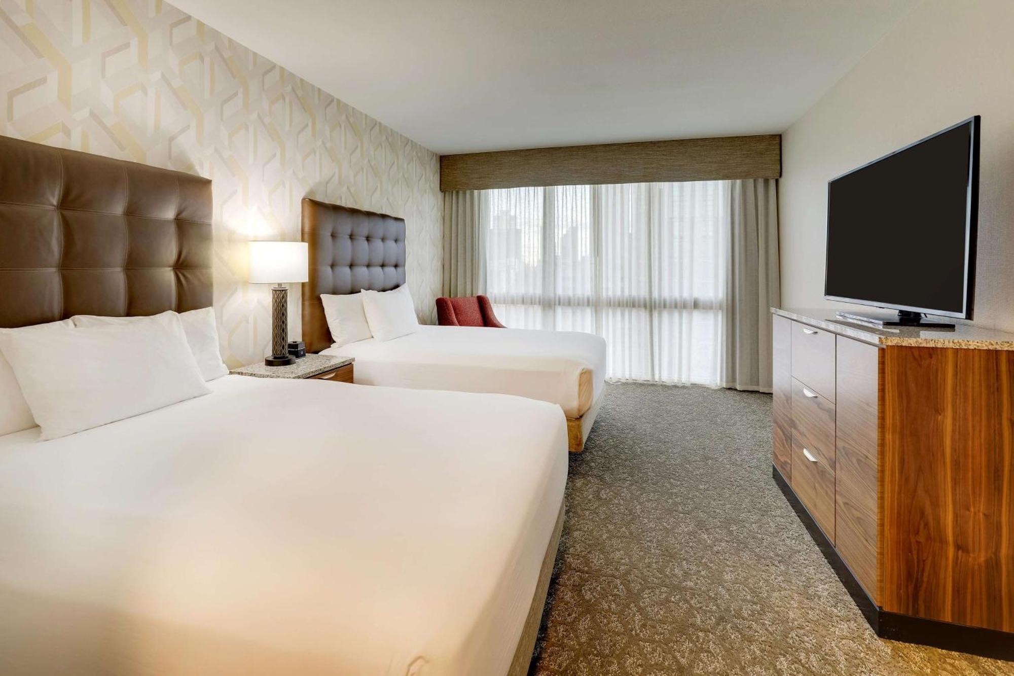 Hotel Drury Plaza Downtown 3*