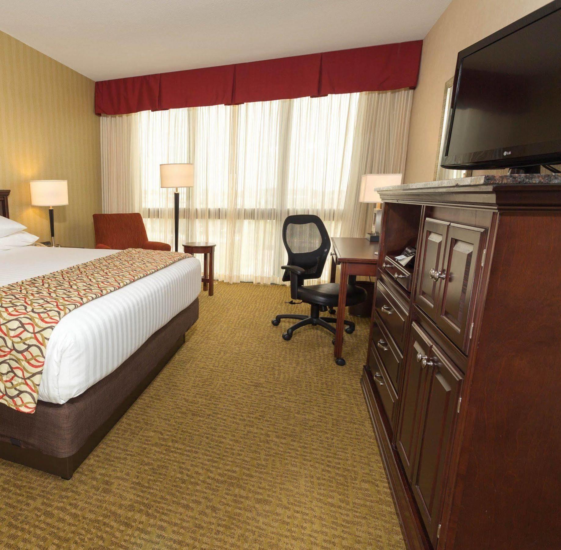 Drury Plaza Downtown 3* Columbus