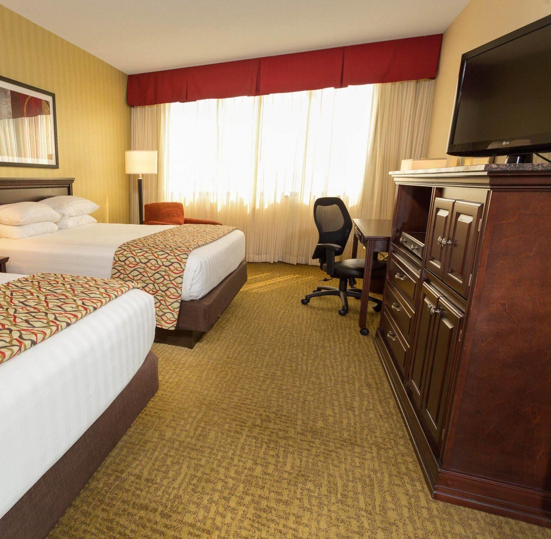 Drury Plaza Downtown 3* Columbus